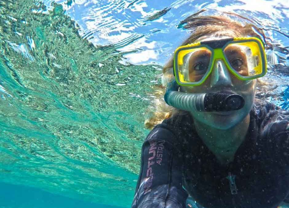 scuba-diving-tropical-summer-ocean